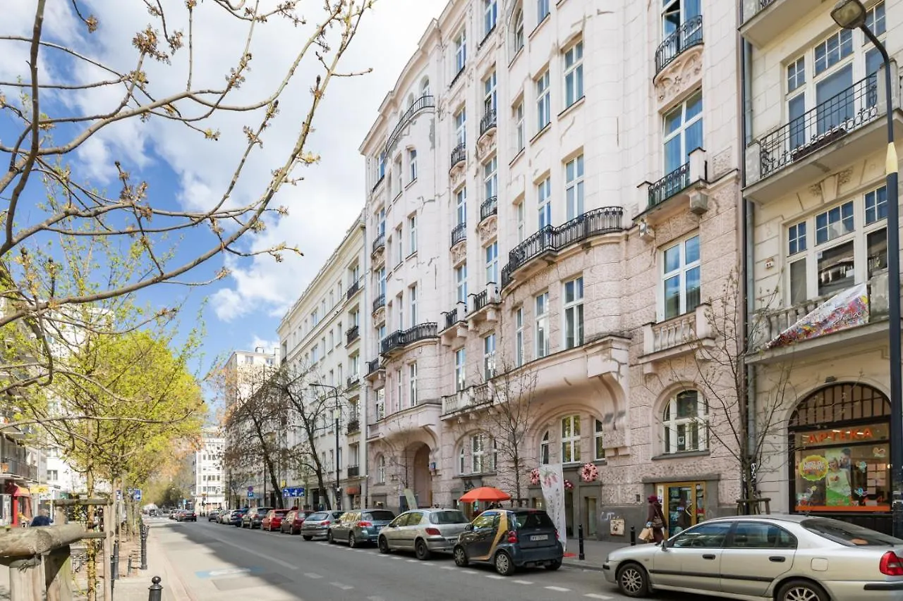 Rent Like Home - Hoza 39 Warsaw Apartment